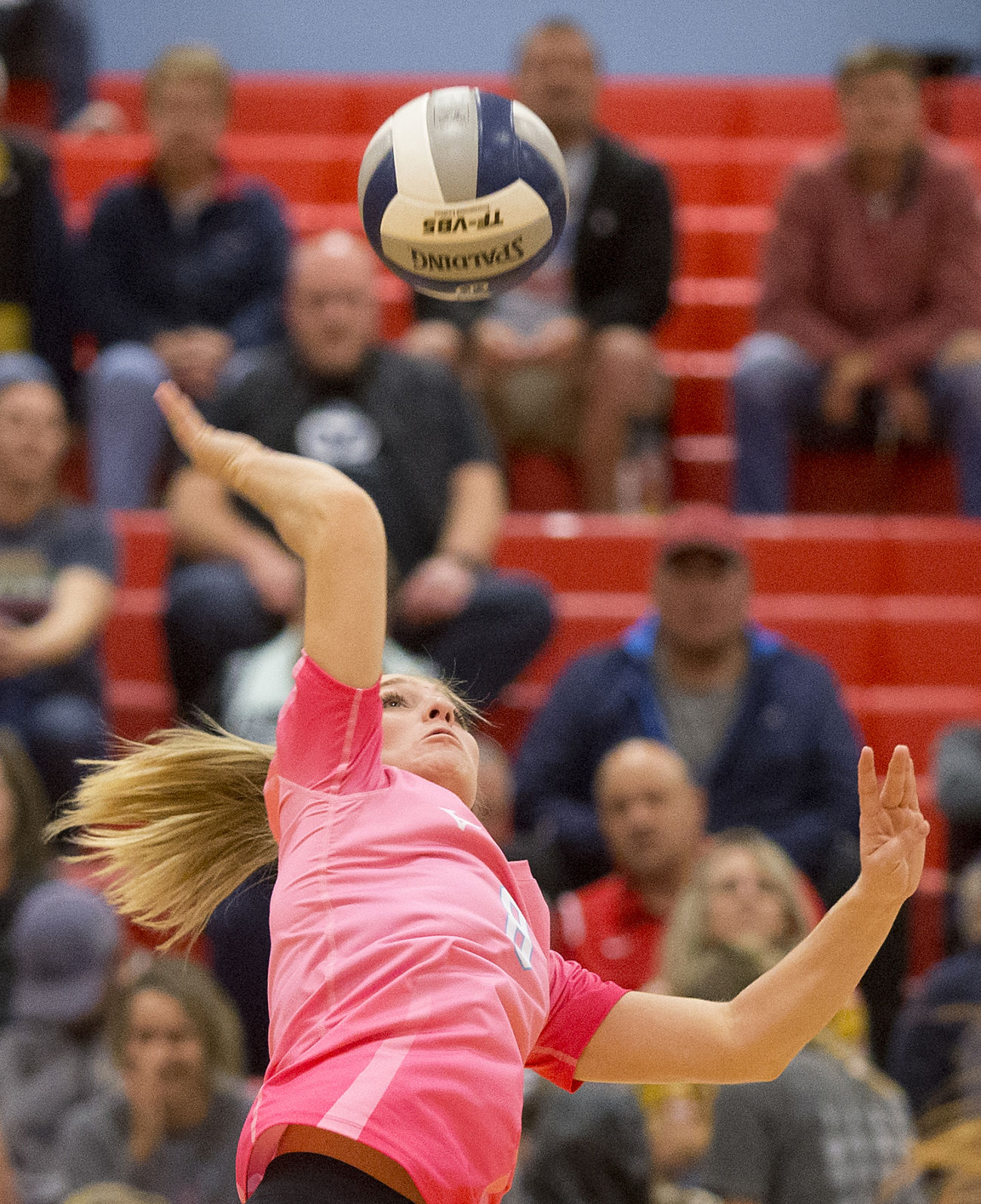 191011-sportslocal-eastmontvolleyball 02.jpg